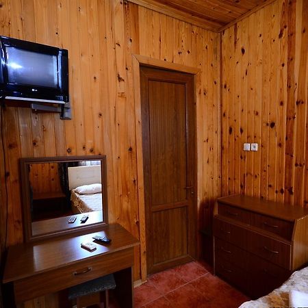 Zebo Hotel Batumi Esterno foto