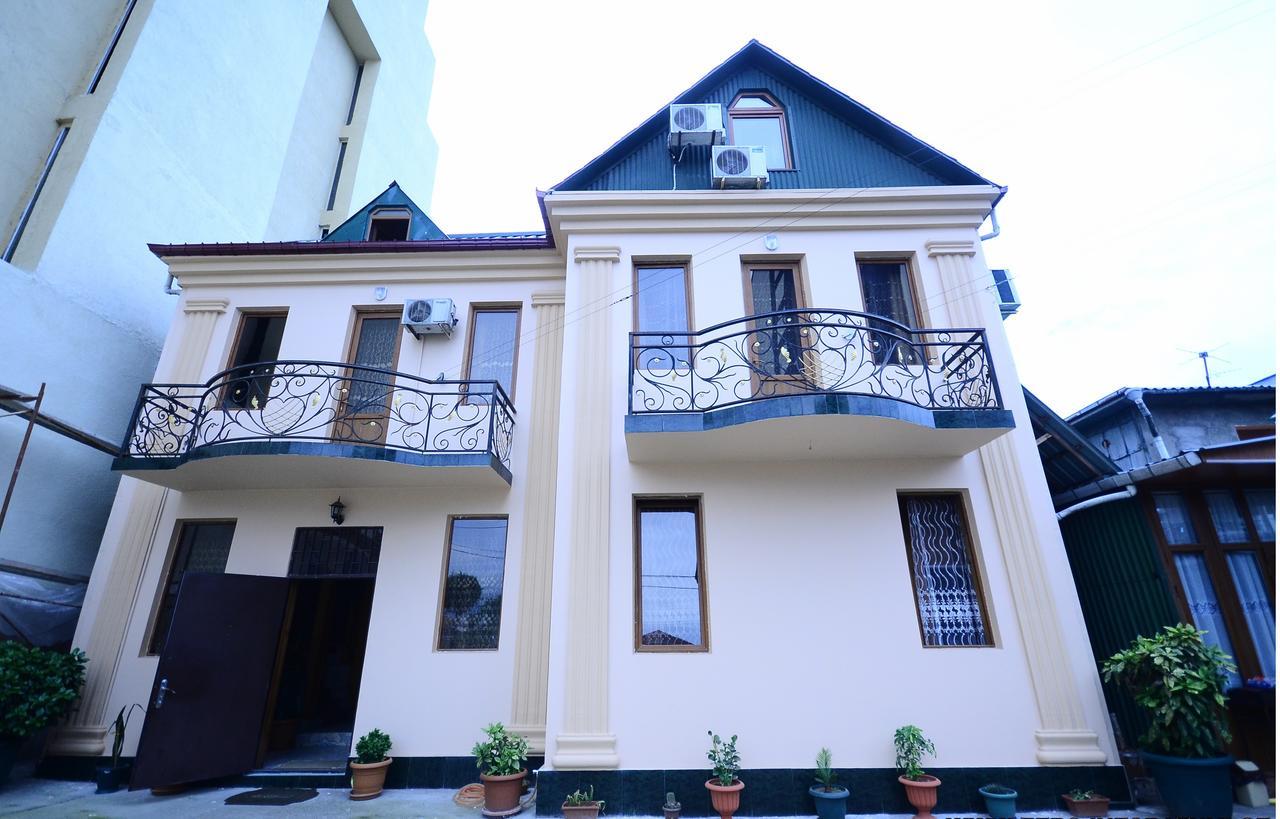 Zebo Hotel Batumi Esterno foto