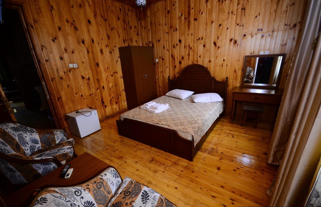 Zebo Hotel Batumi Esterno foto