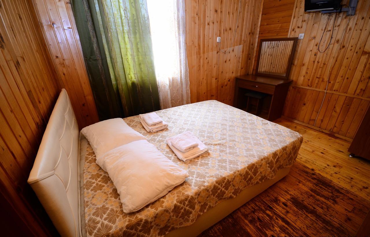 Zebo Hotel Batumi Esterno foto
