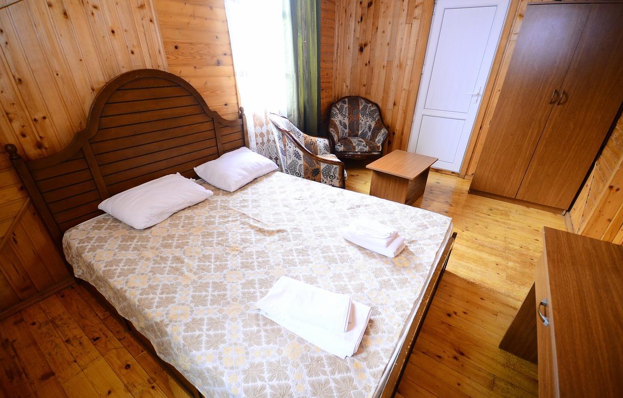 Zebo Hotel Batumi Esterno foto