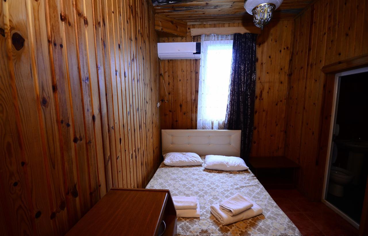 Zebo Hotel Batumi Esterno foto