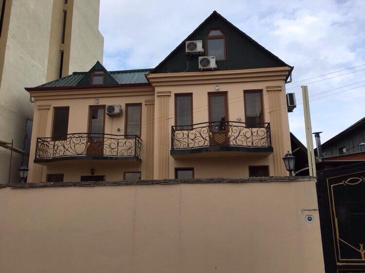 Zebo Hotel Batumi Esterno foto